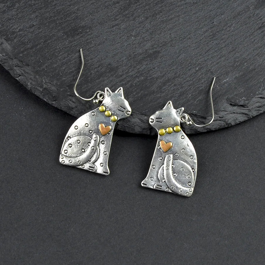 European and American Fashion Creative New Antique Silver Cat Earrings, Exquisite and Cute Pet-Shaped High-End Earrings