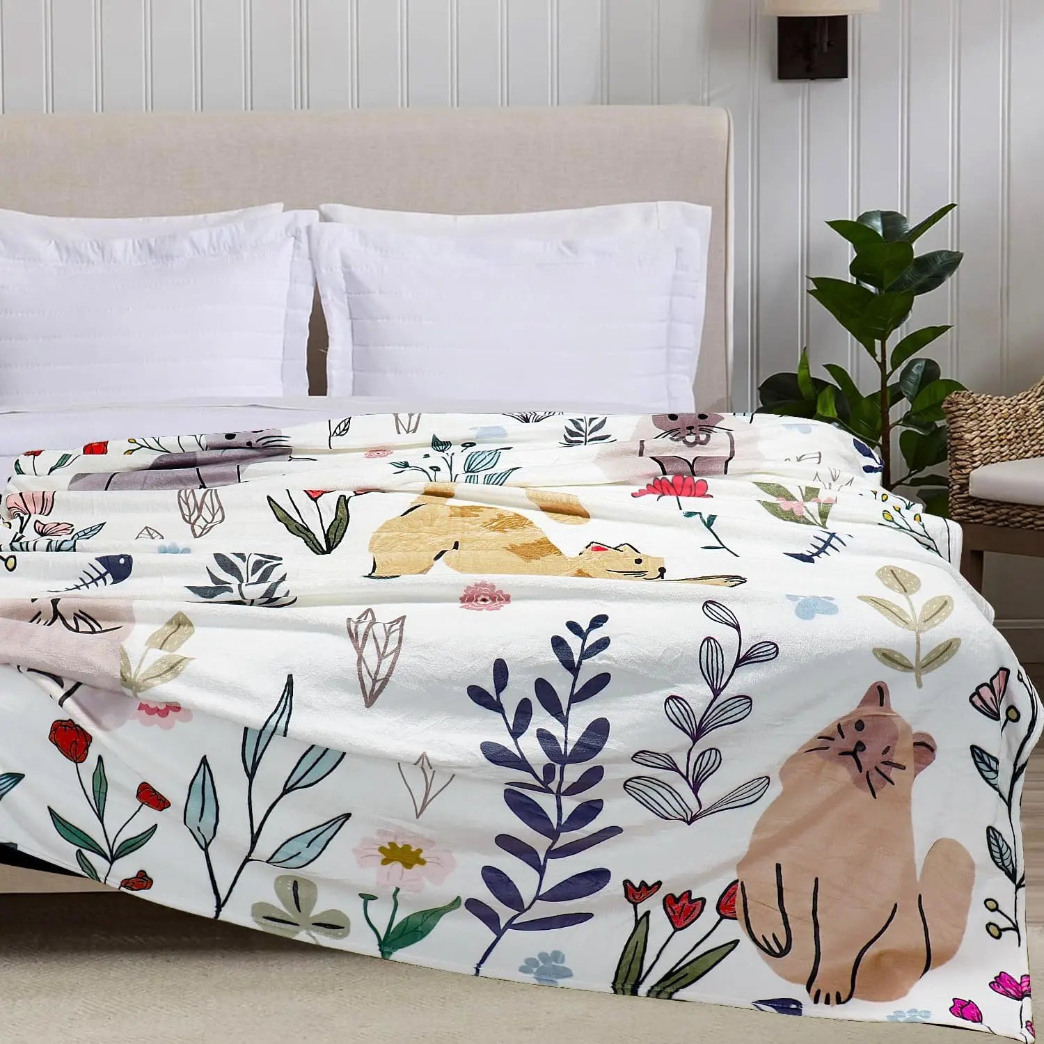 Floral Cat Throw Blanket, Cozy Flannel Plush for Bed Chair Couch, 50x60 Inch, Gift for Cat Lovers