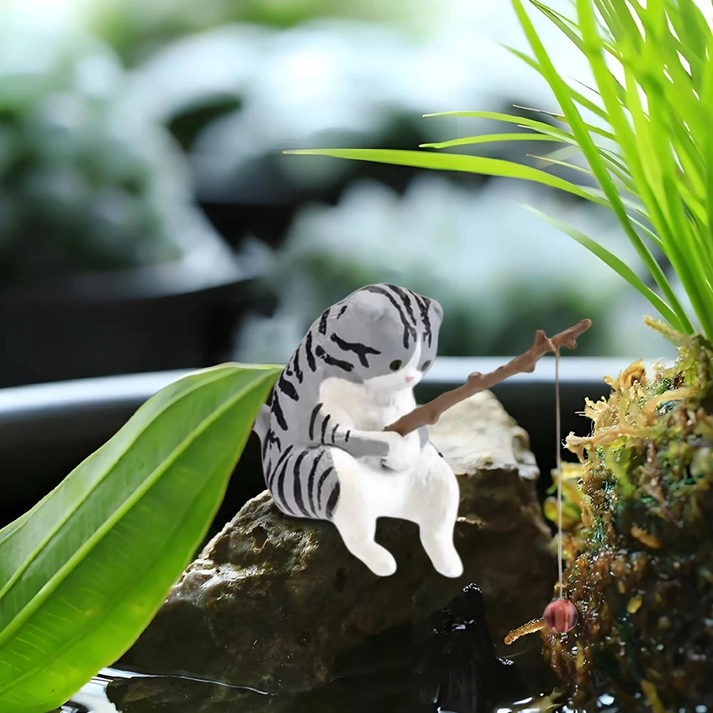 Cute Fishing Cat Figure. Fish Landscaping Cartoon Cat Statue Sitting Fishing Little Cat Ornament Aquarium Decoration